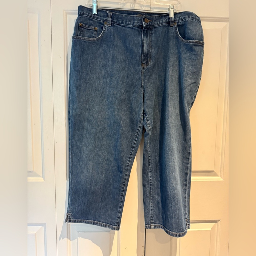 Lauren Ralph Lauren  Relaxed Cropped Capri Denim Jeans